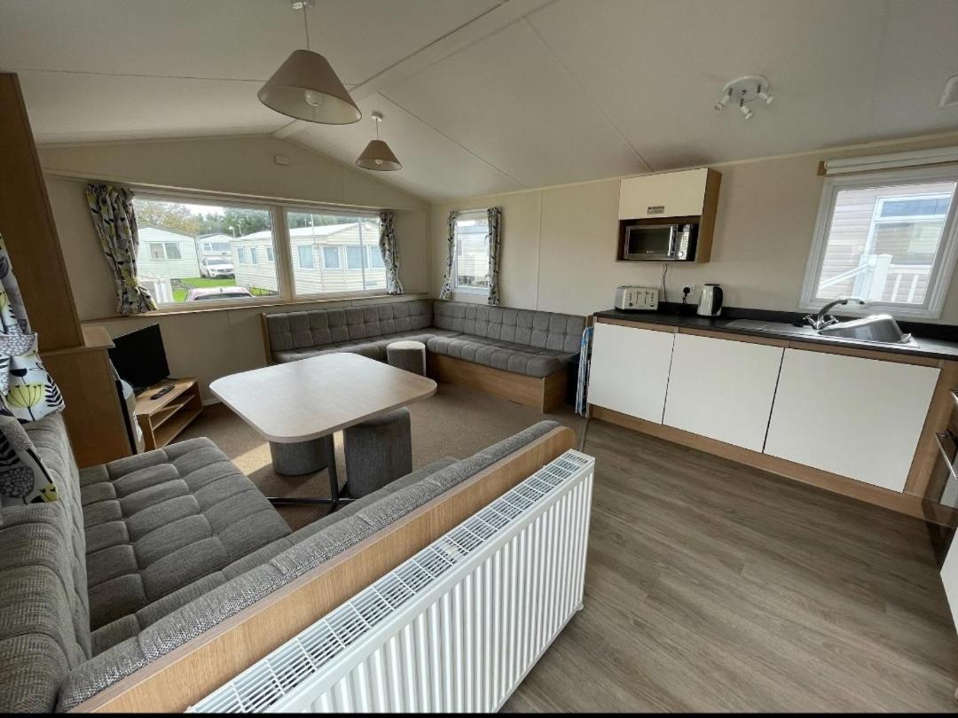 Sycamores Caravan Helston Exterior foto